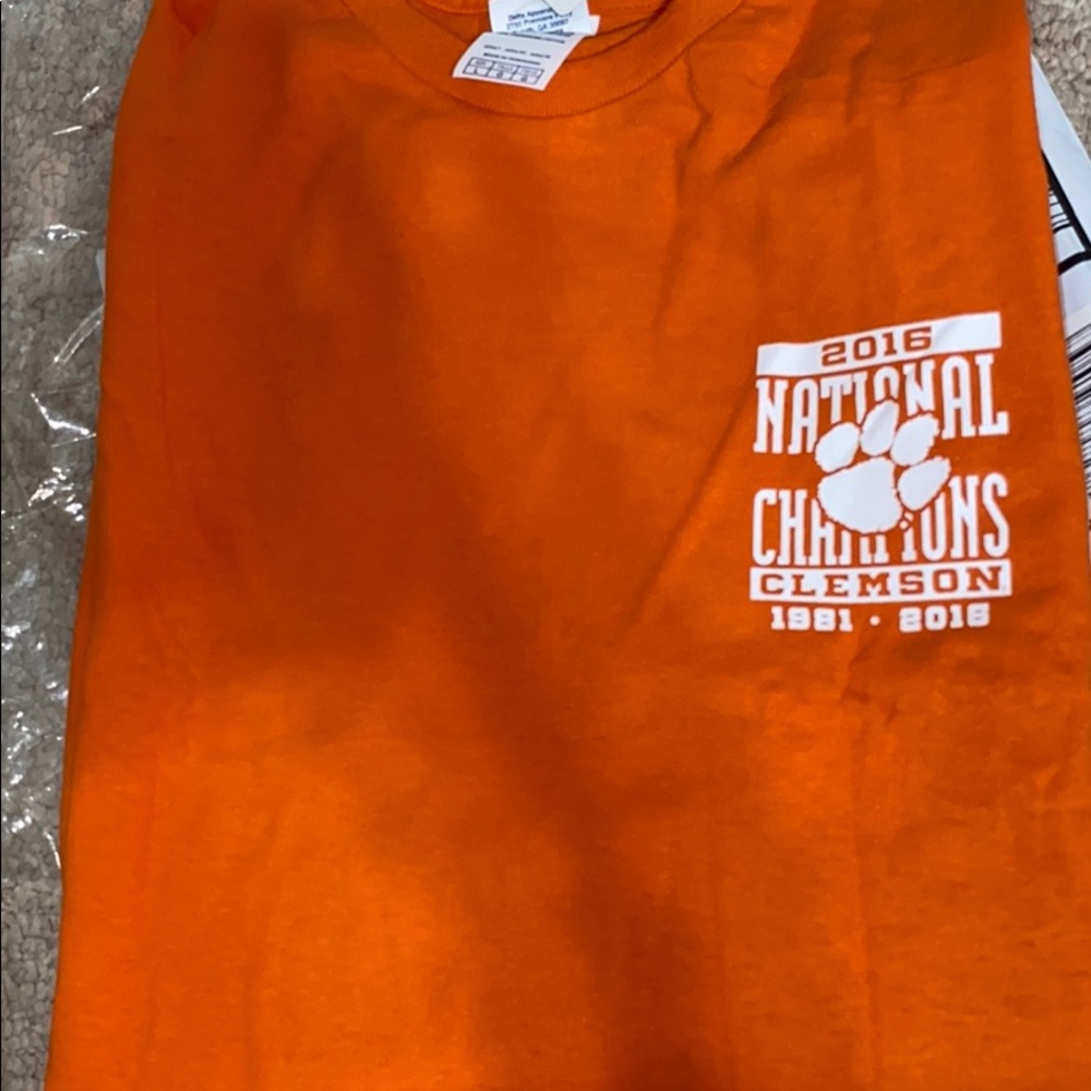 Long sleeve large Clemson National Champions 2016